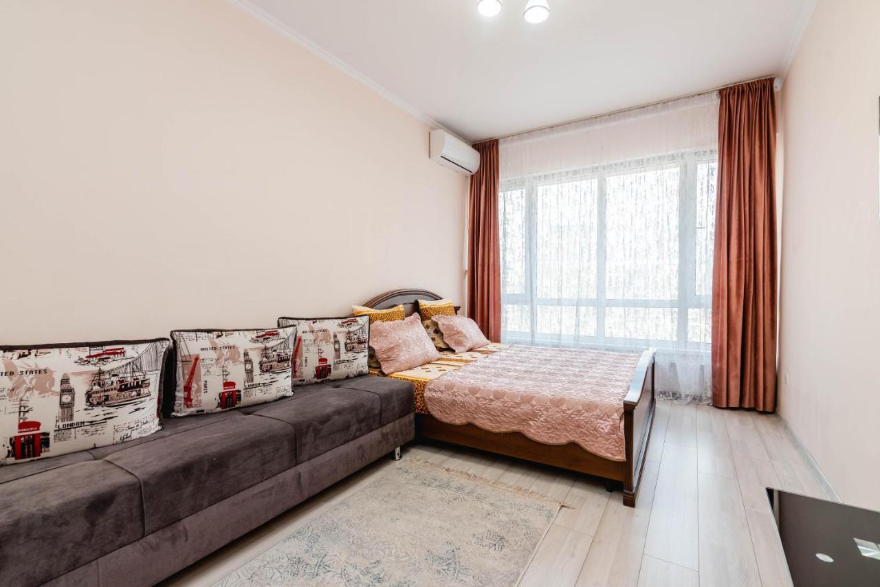 Element, 157 Apartment Almaty Ngoại thất bức ảnh